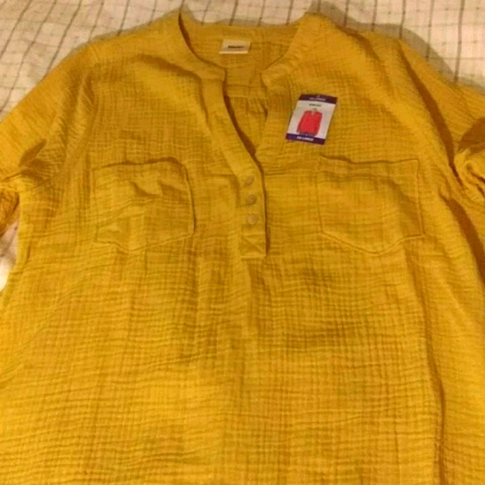 New mote blouse